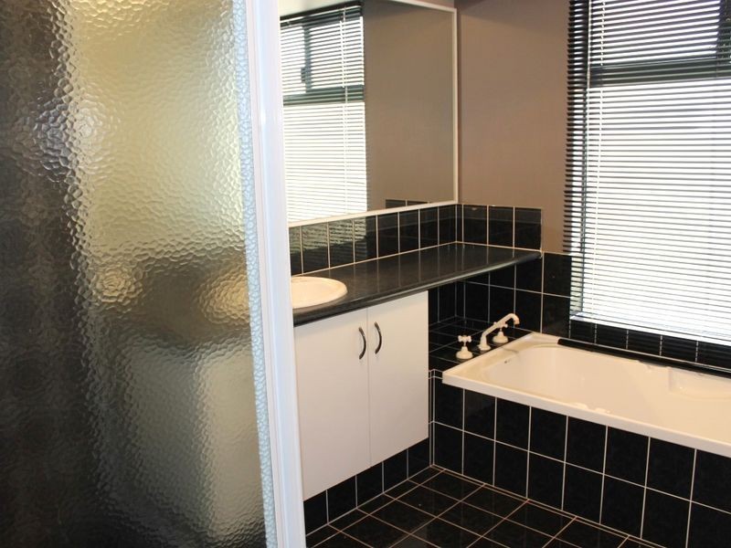 20 Capensia Way, Canning Vale WA 6155