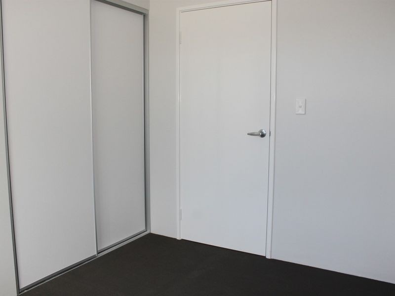 2/41 Bellazario Promenade, Aveley WA 6069