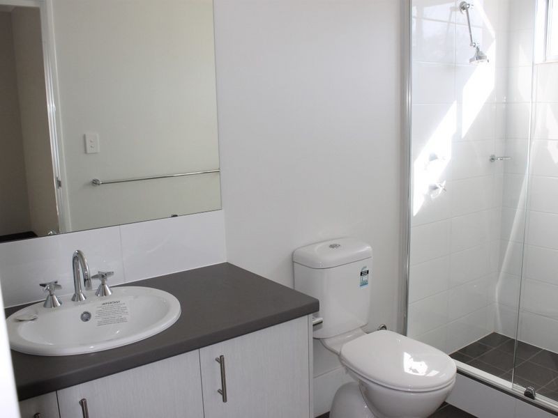 2/41 Bellazario Promenade, Aveley WA 6069