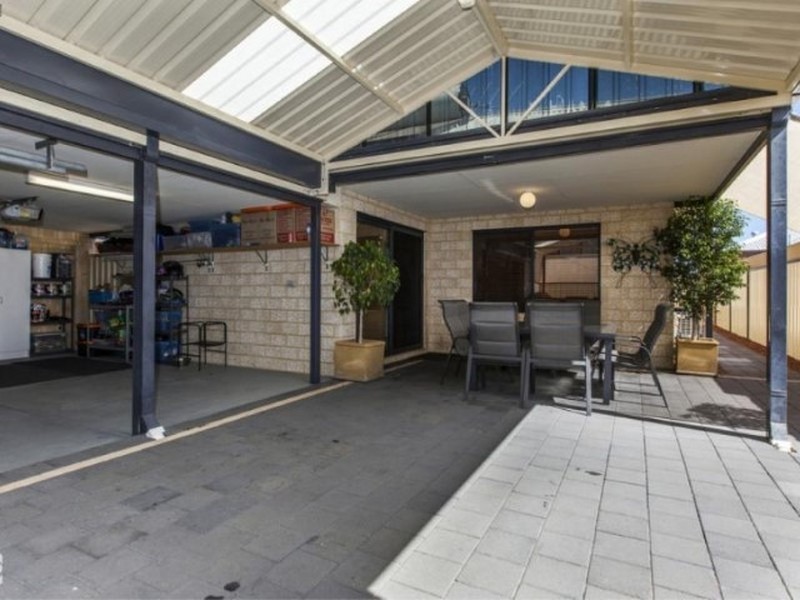 17 Lagrange Street, Success WA 6164