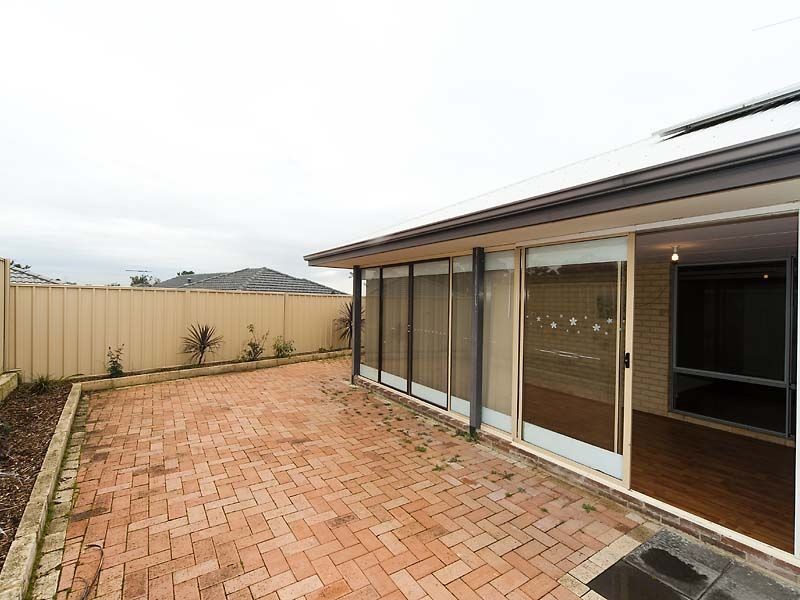 4 Silverline Bend, Bertram WA 6167