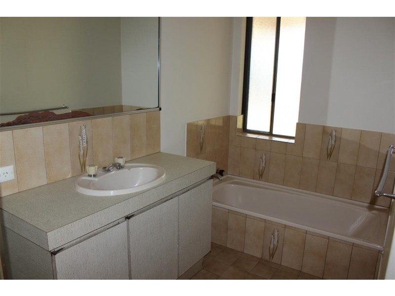 18b Doomben Court, Willetton WA 6155