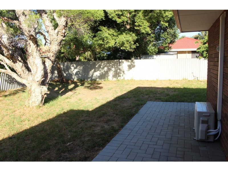 18b Doomben Court, Willetton WA 6155