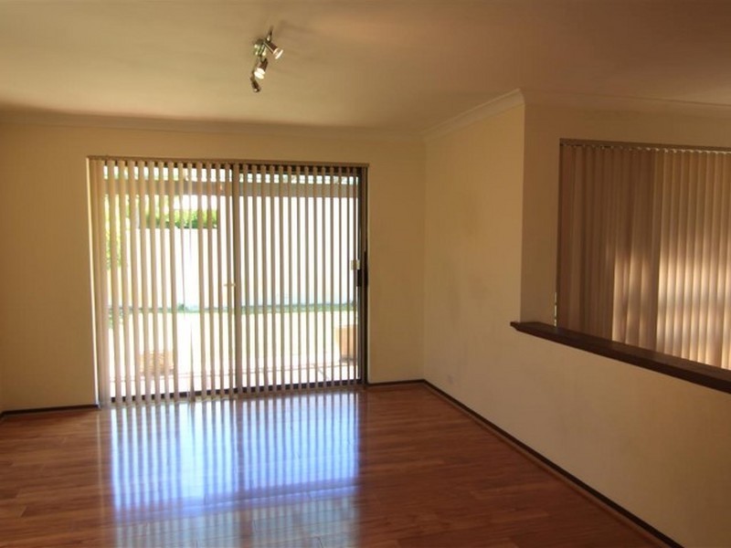 14 Macdonald Road, Applecross WA 6153