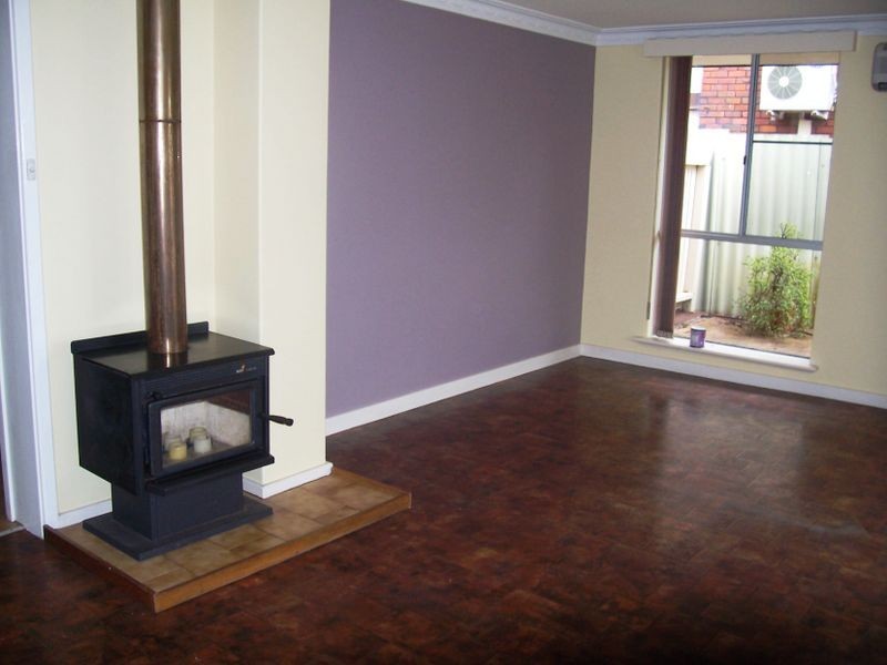 7 Creekview Close, Rossmoyne WA 6148