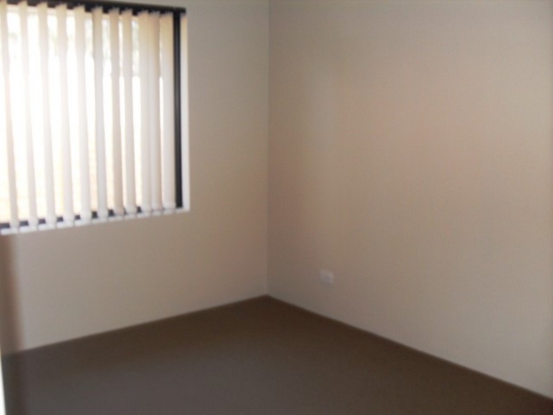 Unit 9/1 Coojong Link, Success WA 6164