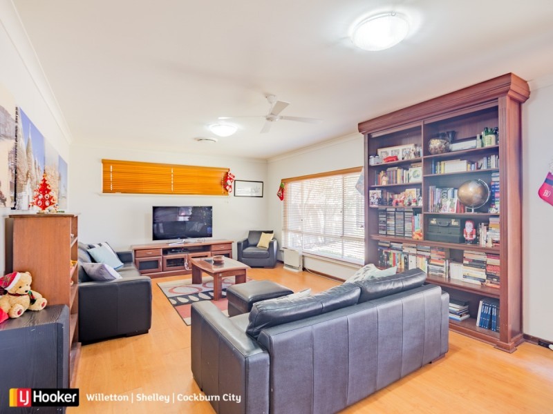 12 Palmer Street, Attadale WA 6156