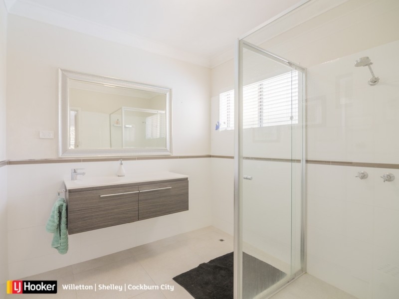 12 Palmer Street, Attadale WA 6156