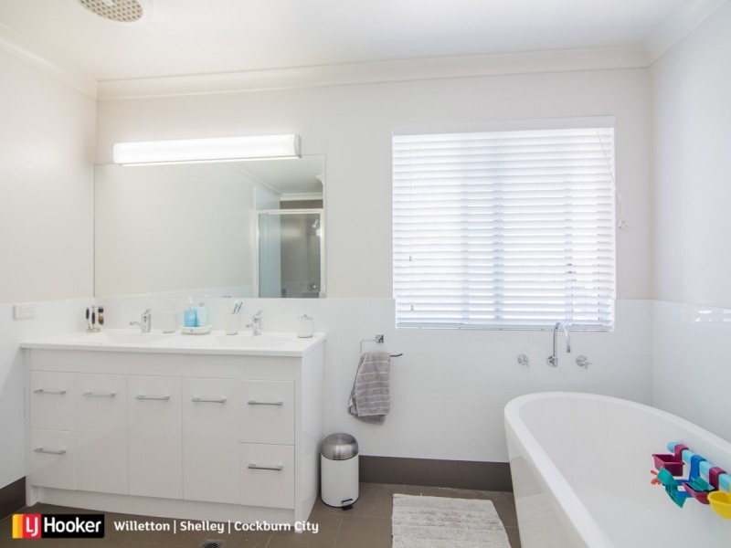 12 Palmer Street, Attadale WA 6156