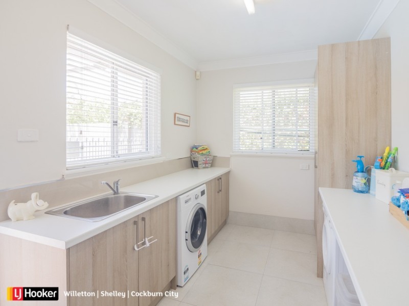 12 Palmer Street, Attadale WA 6156