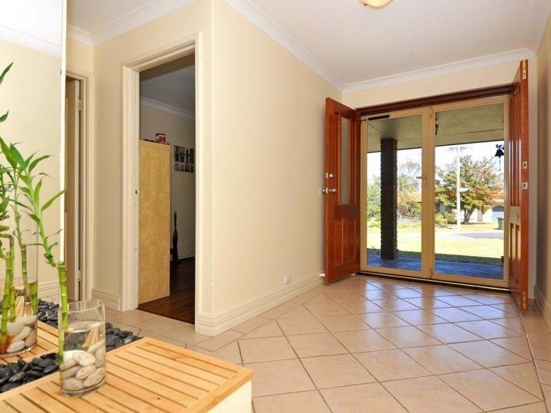 26 Koombana Way, Kallaroo WA 6025