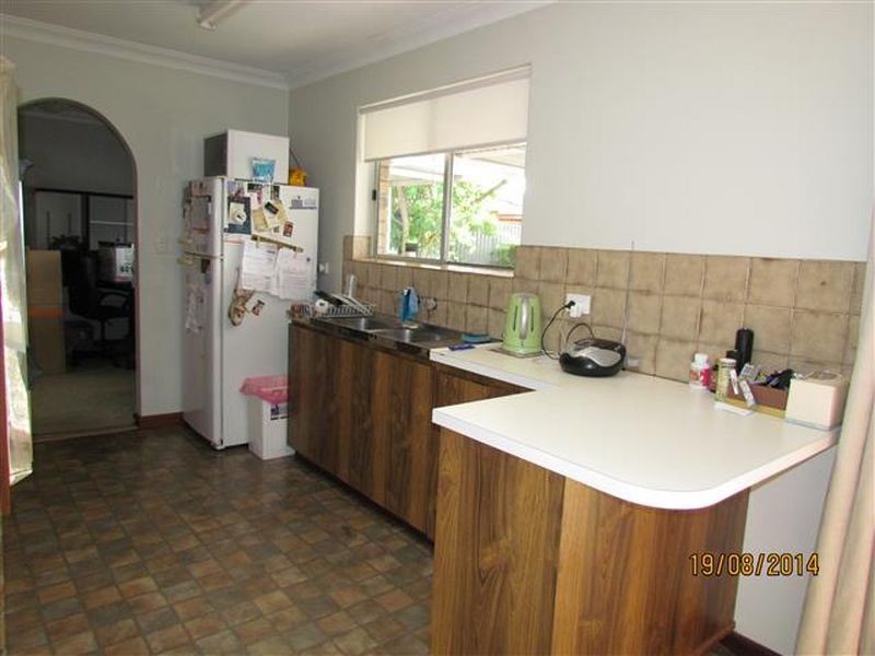 25 Vellgrove Avenue, Parkwood WA 6147