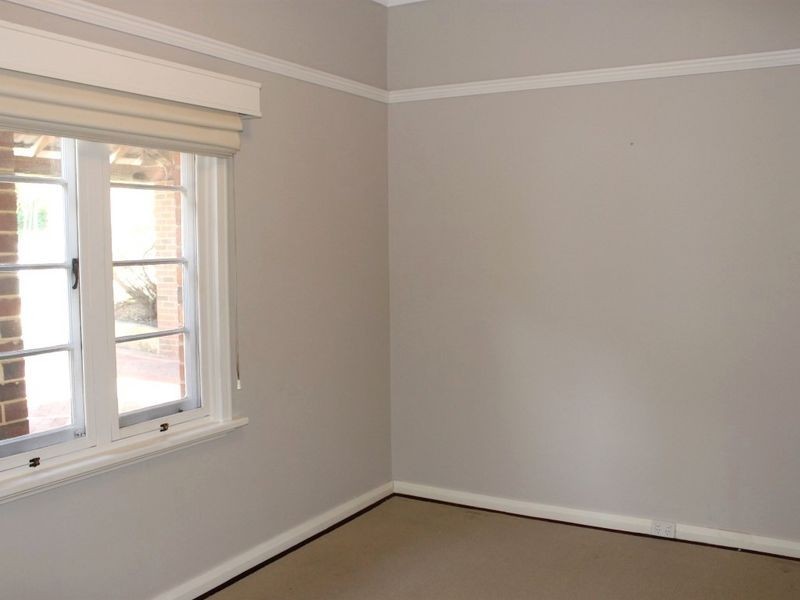8 The Promenade, Mount Pleasant WA 6153