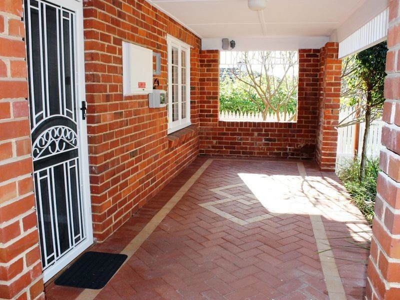 8 The Promenade, Mount Pleasant WA 6153