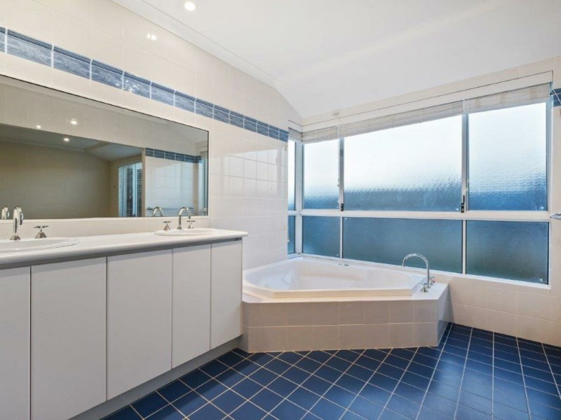 37 Woolmers Loop, Landsdale WA 6065