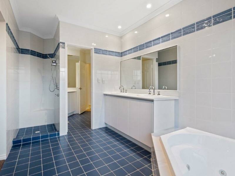 37 Woolmers Loop, Landsdale WA 6065