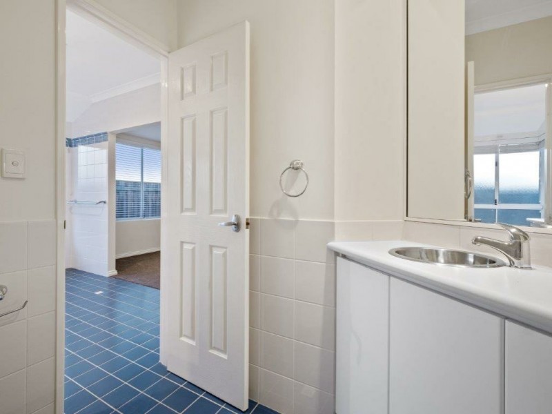 37 Woolmers Loop, Landsdale WA 6065