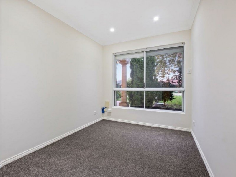 37 Woolmers Loop, Landsdale WA 6065