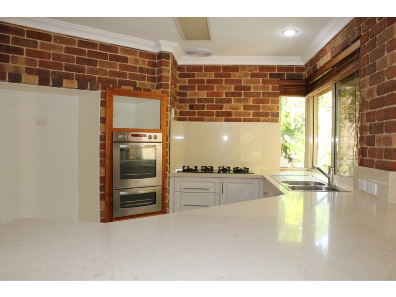 25 Duchart Way, Coogee WA 6166