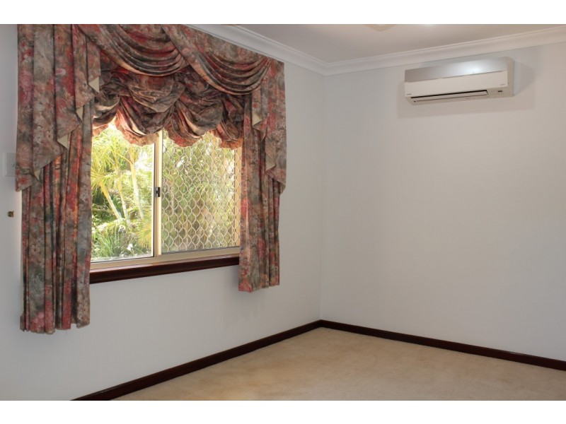 25 Duchart Way, Coogee WA 6166