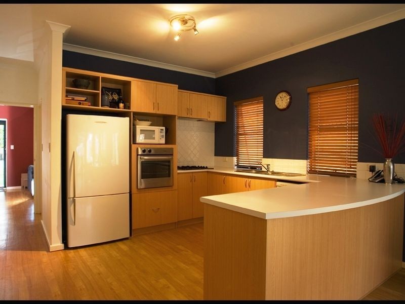 12a Peplar Avenue, Salter Point WA 6152