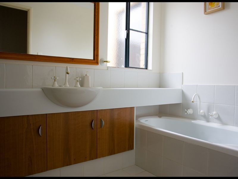 12a Peplar Avenue, Salter Point WA 6152