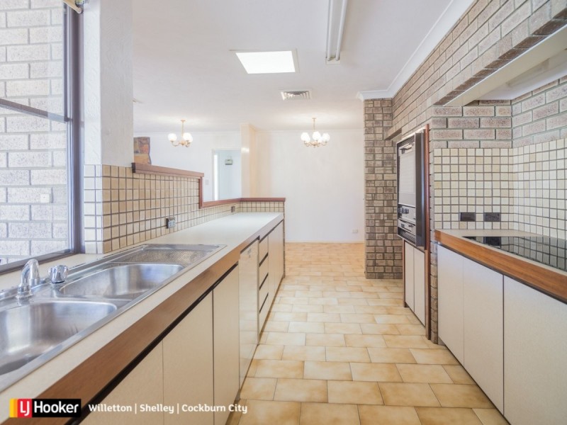 39 Sovereign Avenue, Willetton WA 6155