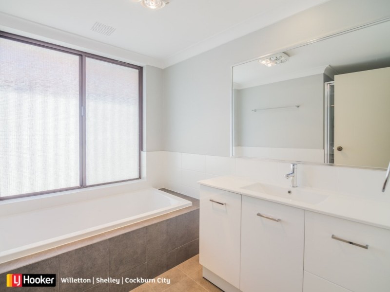 39 Sovereign Avenue, Willetton WA 6155