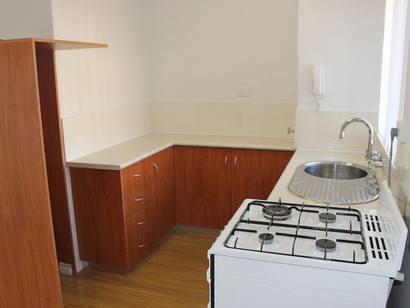 4/1041 Albany Highway, St James WA 6102