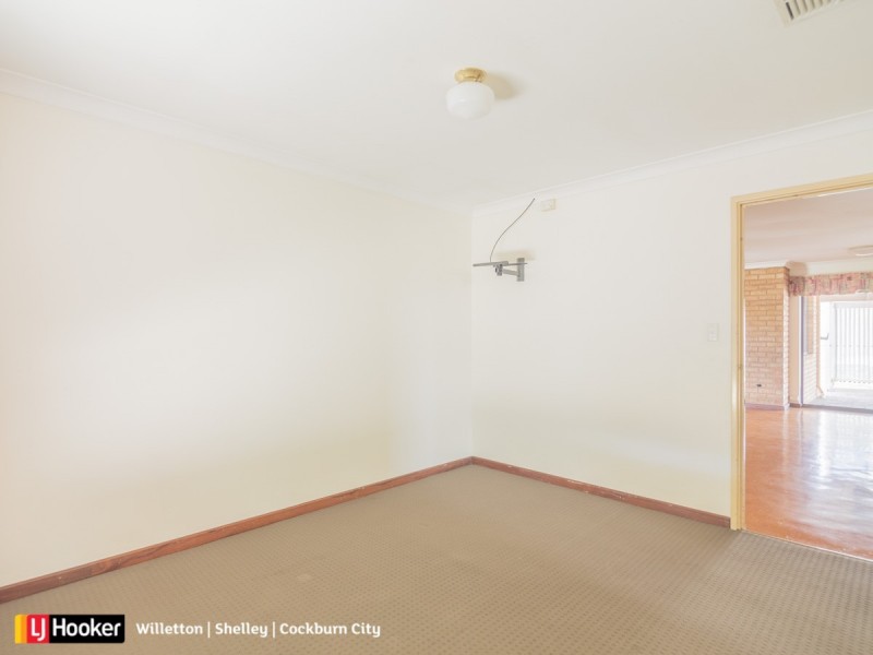 26 Blandfield Way, Parkwood WA 6147