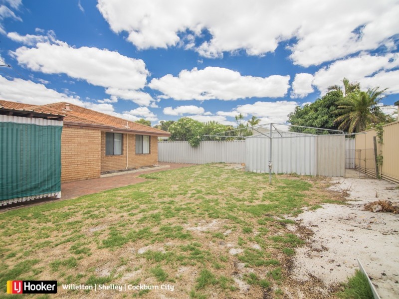 26 Blandfield Way, Parkwood WA 6147
