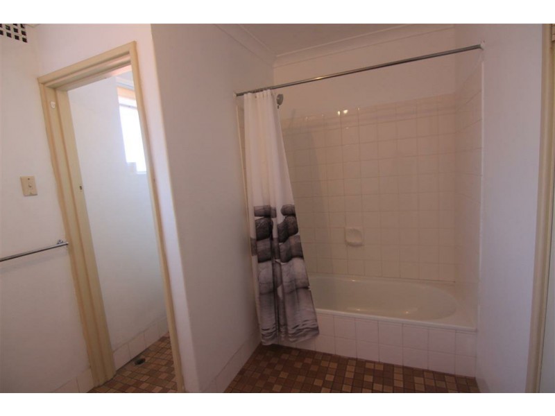 6/3 Acton Ave, Bentley WA 6102