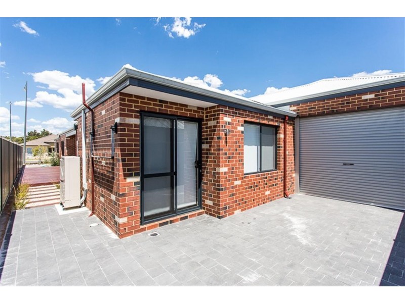 163 Honeywood Drive, Wandi WA 6167
