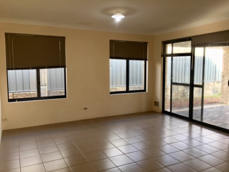 64 Beauchamp Loop, Wellard WA 6170