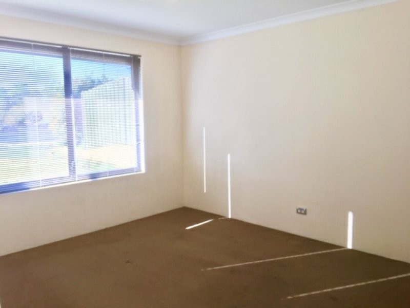 64 Beauchamp Loop, Wellard WA 6170