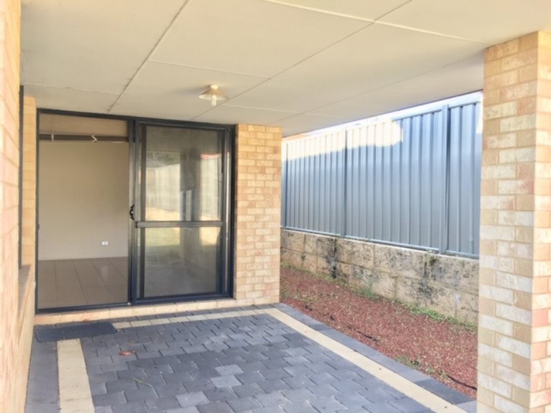 64 Beauchamp Loop, Wellard WA 6170