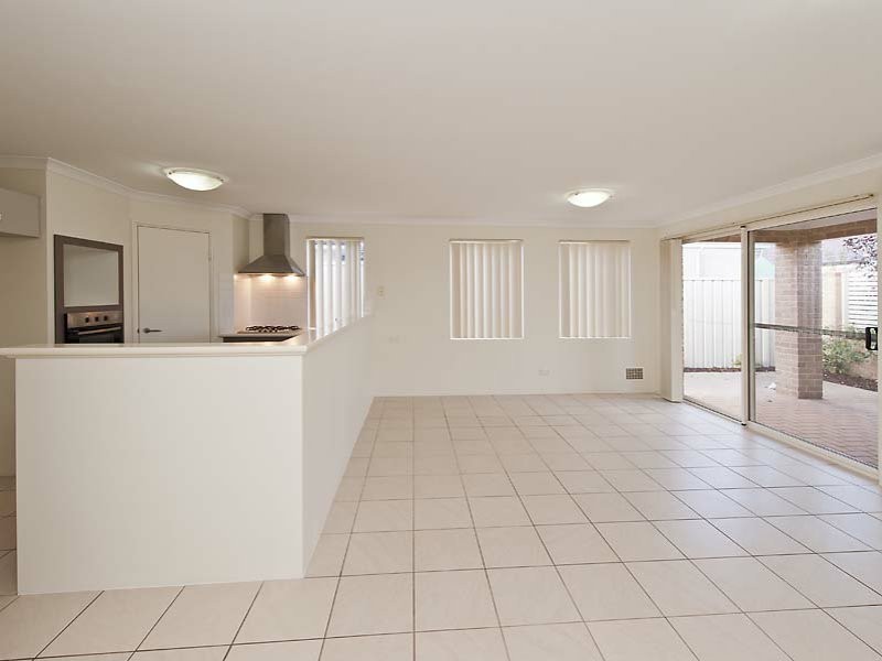 19/17-21 Third Avenue, Kelmscott WA 6111