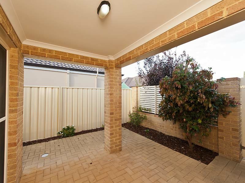 19/17-21 Third Avenue, Kelmscott WA 6111