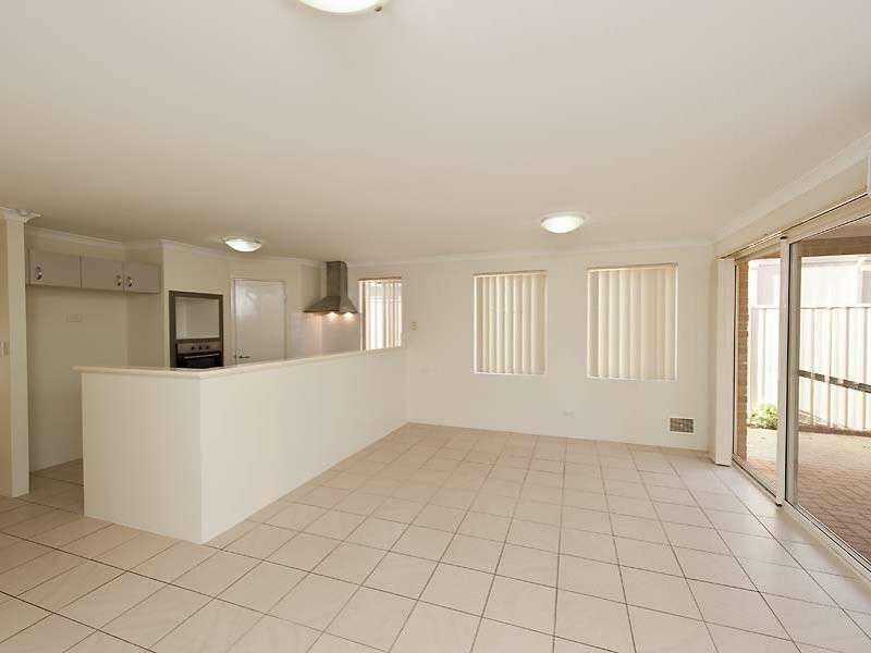 19/17-21 Third Avenue, Kelmscott WA 6111