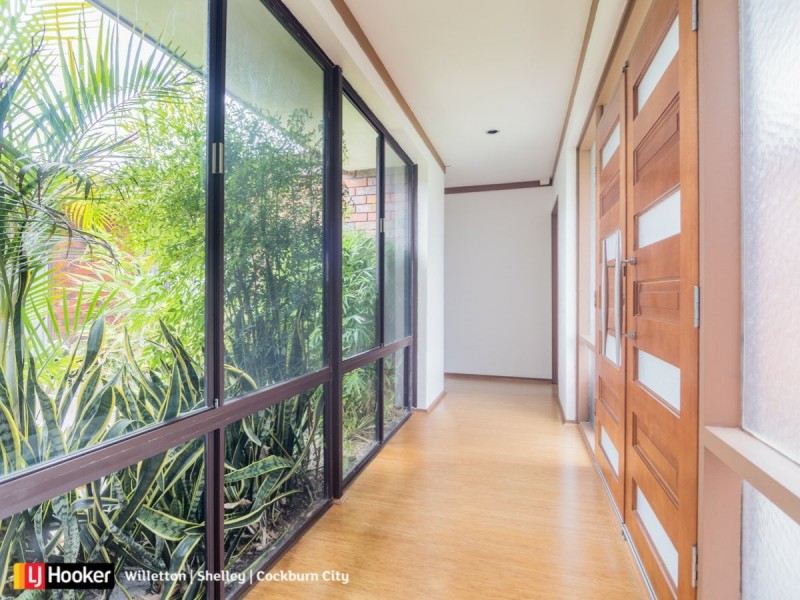 14 Damepattie Drive, Willetton WA 6155