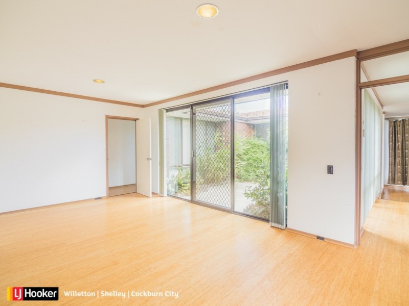 14 Damepattie Drive, Willetton WA 6155