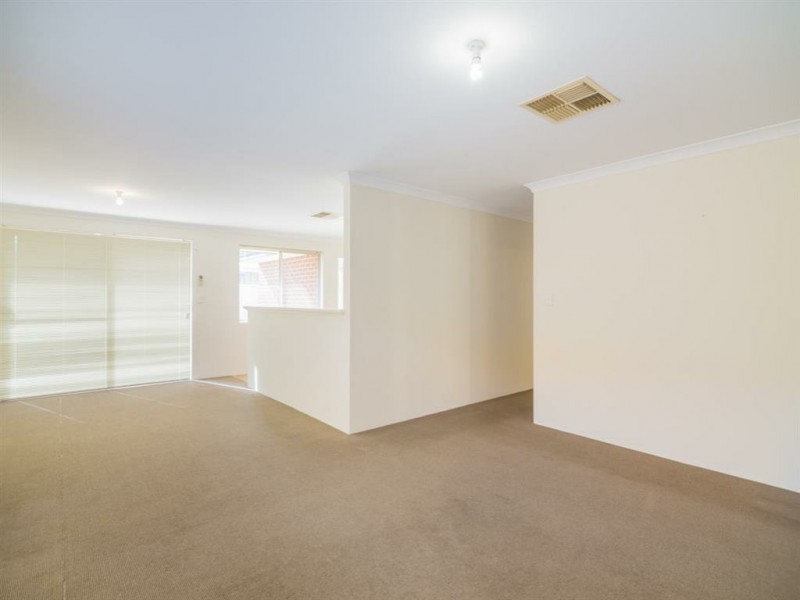 12/7 Barfield Road, Hammond Park WA 6164