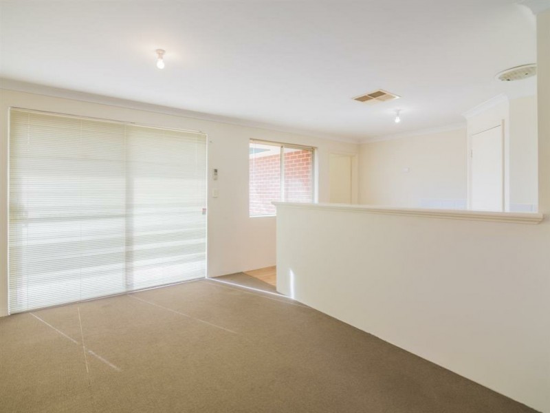 12/7 Barfield Road, Hammond Park WA 6164