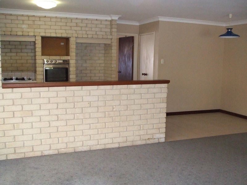 8 Doric Street, Shelley WA 6148