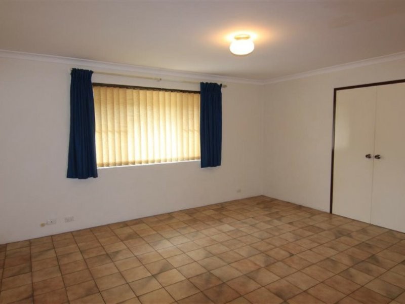 11 Kimberley Way, Parkwood WA 6147