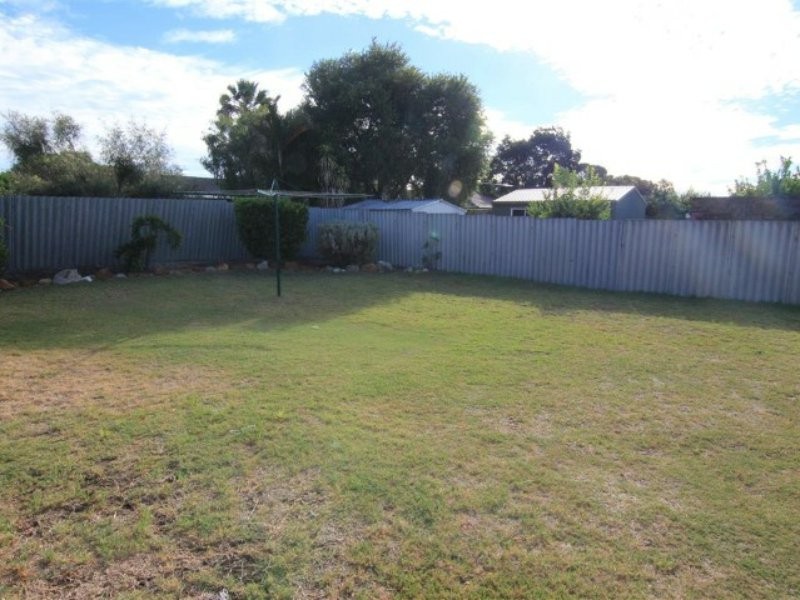 11 Kimberley Way, Parkwood WA 6147