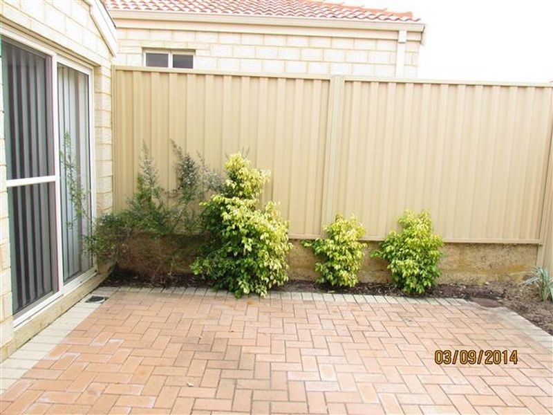 2 Penola Court, Clarkson WA 6030