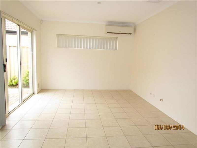 2 Penola Court, Clarkson WA 6030