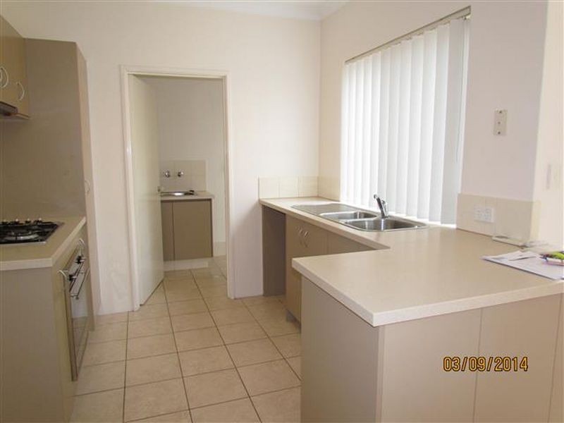 2 Penola Court, Clarkson WA 6030