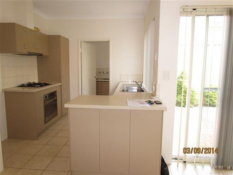 2 Penola Court, Clarkson WA 6030